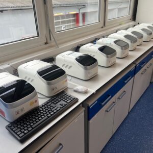 Labor- & Büromöbel